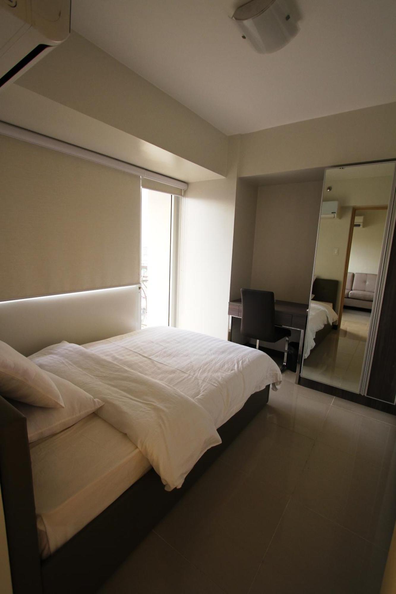 Extremeli Suites Manila Powered By Cocotel Phòng bức ảnh