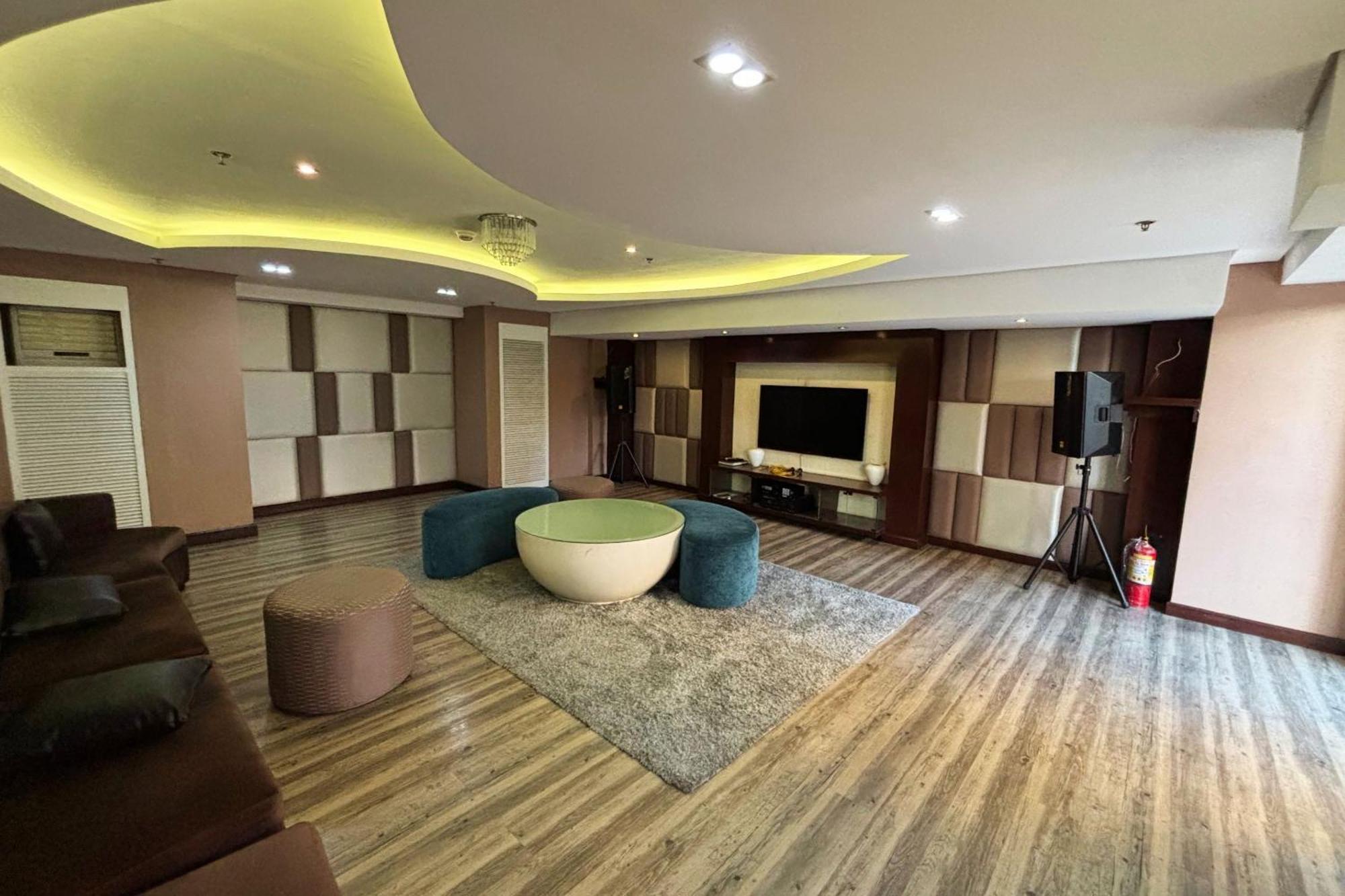 Extremeli Suites Manila Powered By Cocotel Ngoại thất bức ảnh