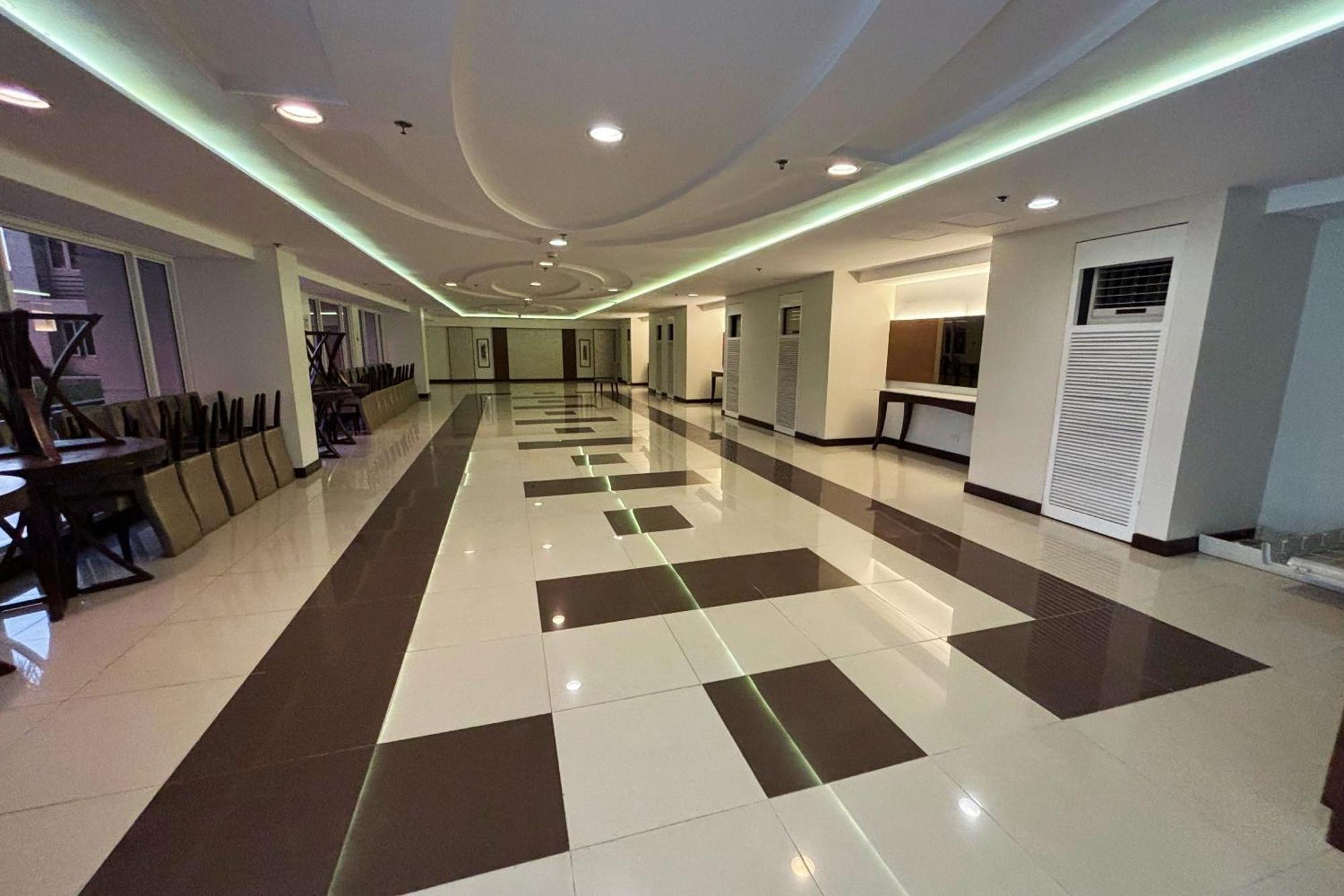 Extremeli Suites Manila Powered By Cocotel Ngoại thất bức ảnh