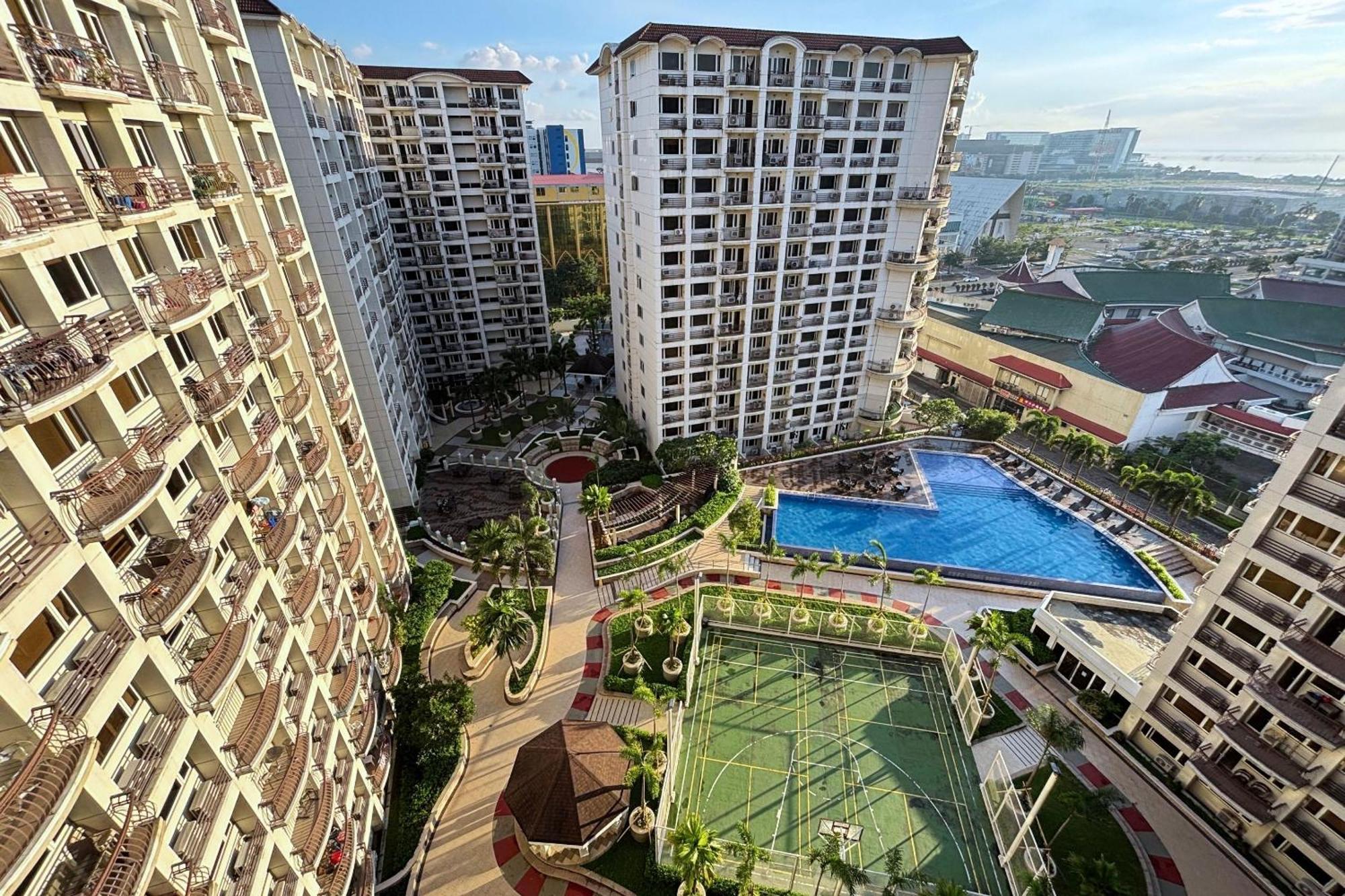 Extremeli Suites Manila Powered By Cocotel Ngoại thất bức ảnh