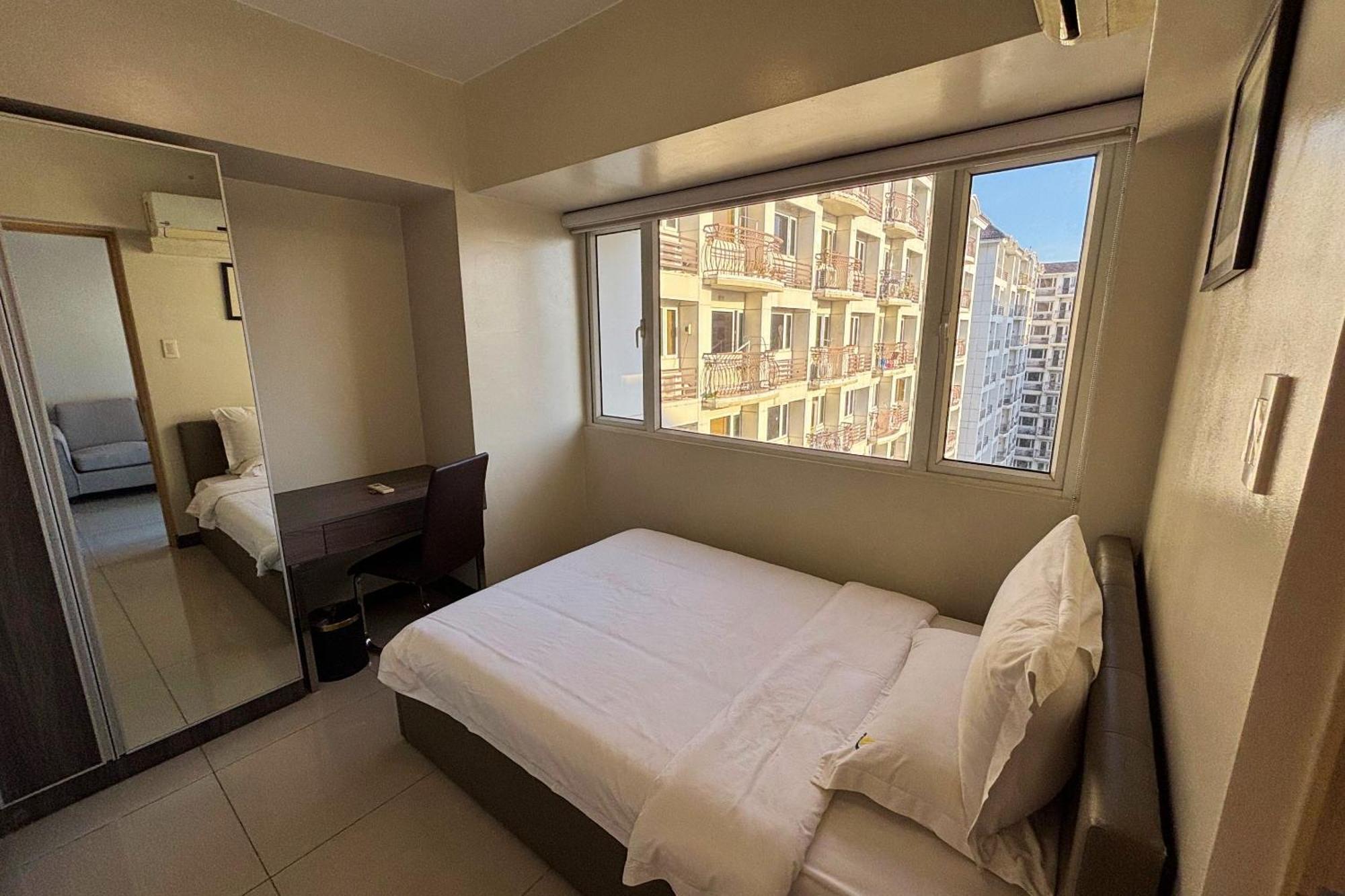 Extremeli Suites Manila Powered By Cocotel Ngoại thất bức ảnh