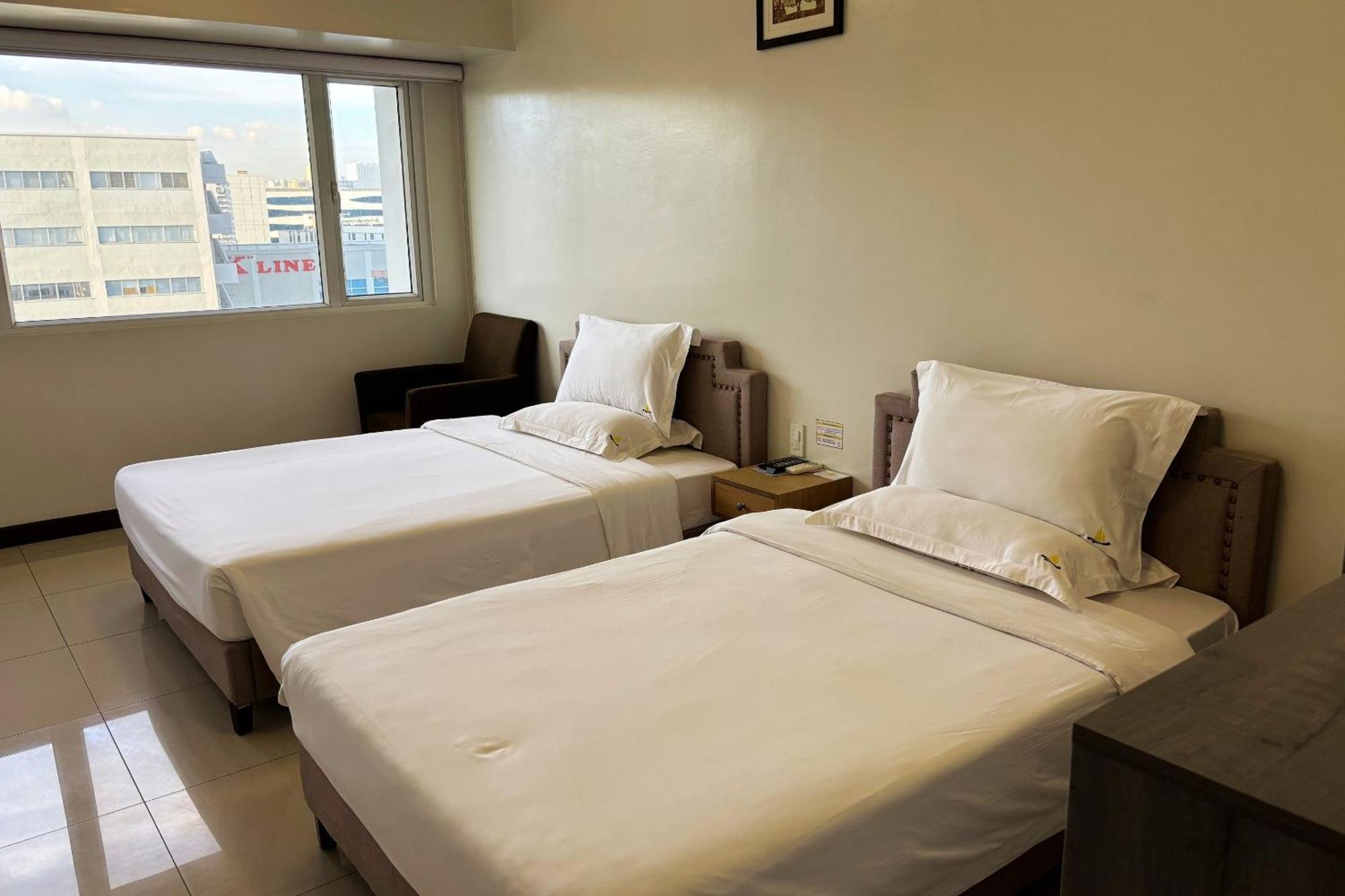 Extremeli Suites Manila Powered By Cocotel Ngoại thất bức ảnh